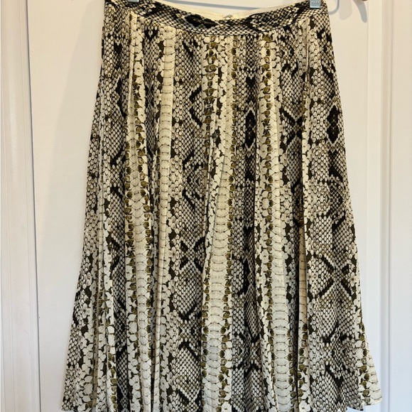 J. Crew Snake Print Pleated Midi Skirt 4 Petite 4P - Picture 6 of 6
